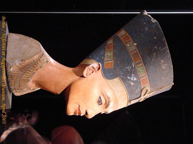 埃及最美的王后雕像