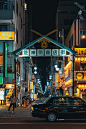 黑色轿车
