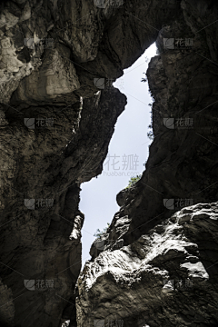 沉默中认真肝图采集到场景-自然景观(山/林/密林)