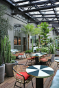 Le Sinople Paris restaurant cum plant conservatory designed by Charlotte Biltgen: 