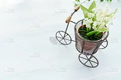 自行车配件和人造花