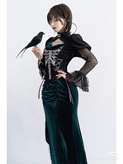 八宝猪采集到魔女