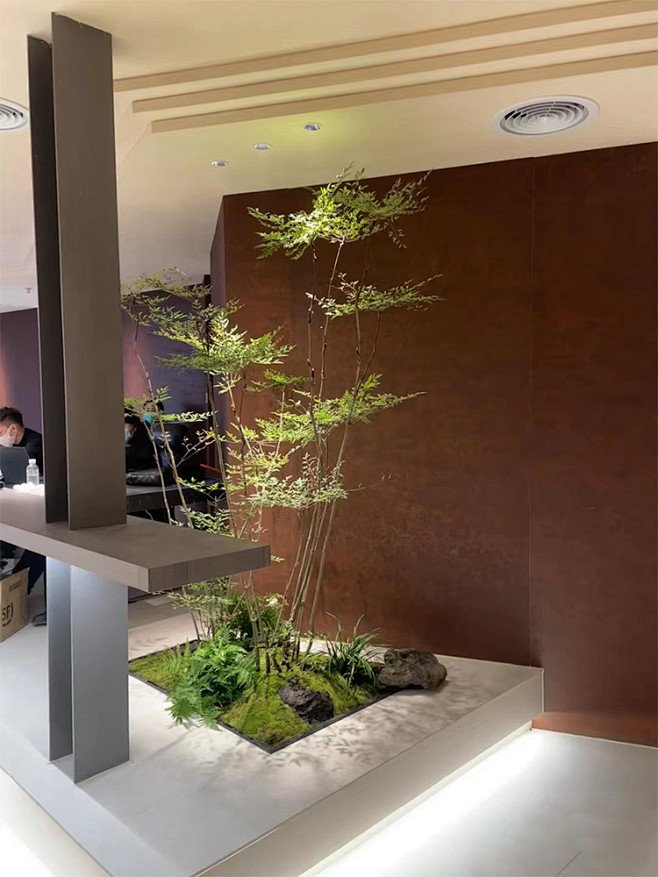 仿真绿植造景室内南天竹景观植物楼梯下转角...