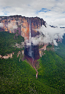 委内瑞拉境内的安赫尔瀑布（Angel F...