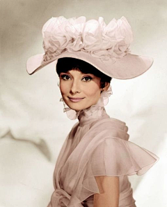 墨翼飞廉采集到奥黛丽·赫本 Audrey Hepburn