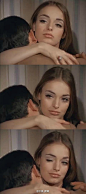 冷门电影中的美人Adrienne La Russa，截自1971年上映的《Psychout for Murder》。除了看冷门片，我有一大爱好就是看美女，以前经常会为了某张电影截图里的一张脸，找资源。在扫冷门老电影时间里，被大量“不熟悉的面孔”惊艳过，不少也发过微博，会在公号上总结PO，码在最后一张图上。