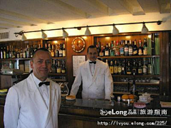 Zhenfei2323采集到全球十大传奇酒吧 文人