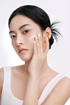 JIAN18采集到美妆模特