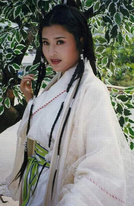 田 岷 战国红颜