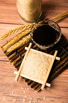 陈醋大米调味料佐料厨房用品摄影图