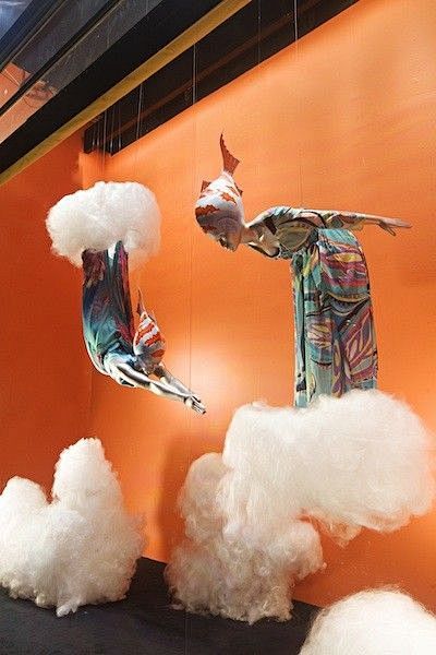 Creative Store Displ...