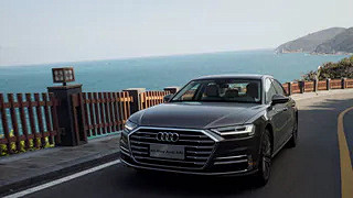 Audi A8L MY21 > A8 >...