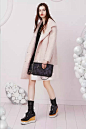 XG雪歌2015冬季新款女装天光云影系列大衣外套搭配