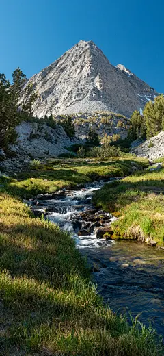 原图壁纸：山川美景，佳人思念故人 - 今日头条