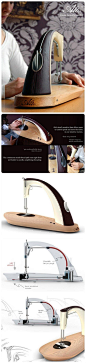 Sarah Dickins设计了一款名为“Alto”的缝纫机，对传统缝纫机进行了简化，最大的特色在于采用了受力传感器技术（位于缝纫机底部的橡胶腿内），通过手掌的按压力度来控制缝纫机的速度，这样即便是新手也能很快找到让手最舒服的位置。另一个特点是Alto采用了一个灵活的拱形驱动轴，用来取代传统的滑轮系统。为布料预留了最大的空间，也扩大了操作者的工作视野。