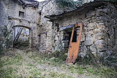 一个废弃的房子