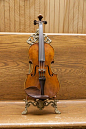 Wix.com : Bluett Bros. Violins - Beautiful handmade stringed instruments, violins, violas, cellos, guitars, mandolins, and more. Family owned business for over 25 years, 