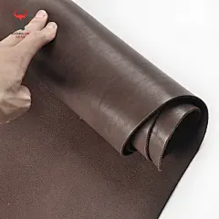 整张牛皮皮料 皮料棕色复古皮料 头层牛皮皮料diy皮料 : 阿里巴巴整张牛皮皮料 皮料棕色复古皮料 头层牛皮皮料diy皮料，牛皮革，这里云集了众多的供应商，采购商，制造商。这是整张牛皮皮料 皮料棕色复古皮料 头层牛皮皮料diy皮料的详细页面。品种:黄牛皮，皮层:头层，厚度:2.5-3.0mm，规格:整张不规则，主要用途:各类手工制品，货号:52631，颜色:单价一尺，整张起售。我们还为您精选了牛皮革公司黄页、行业资讯、价格行情、展会信息等，欲了解更多详细信息,请点击访问!