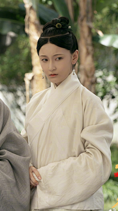 剧照-花瓣网|陪你做生活的设计师 | 玉楼春-孙有容-乔欣饰