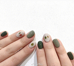 那MO星人采集到nail