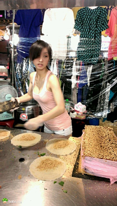 黑夜的呼唤采集到美人依旧