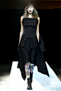 Yohji Yamamoto2011春夏高级成衣发布秀_2011纽约时装周图片274216_T台展示_VOGUE时尚网