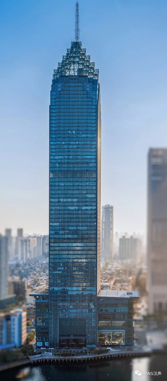 武汉摩天大楼图鉴过去一百年它长高了11倍