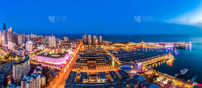 航拍青岛城市建筑天际线夜景