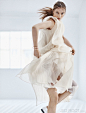 MarketPlace : LOOKBOOKS.com is the Technology behind the Talent. Discover, follow, share. 