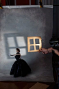 Making a "gobo" for lighting effect. Seen in In Focus: Digital Photography for The Doll Collector.: 