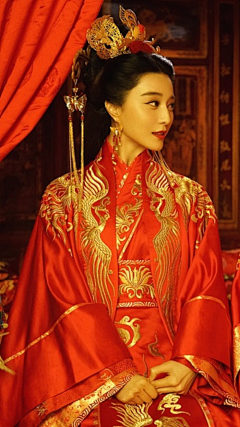 茶宛箏采集到① 婚服