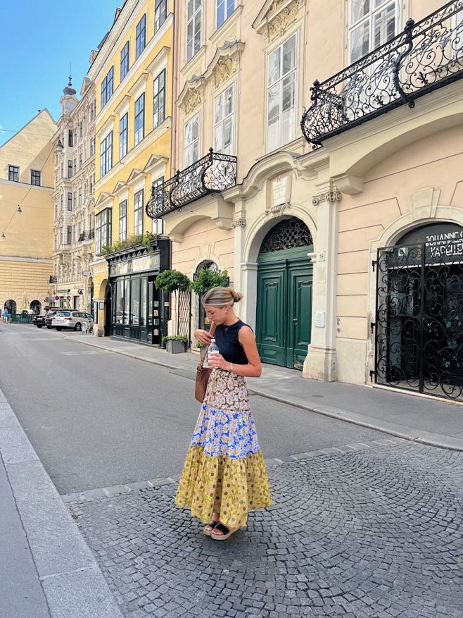 其中包括图片：outfit inspo
