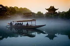 郑州到张家界、土家风情园、哈利路亚山、凤凰古城双卧5日游,郑州到张家界旅游线路