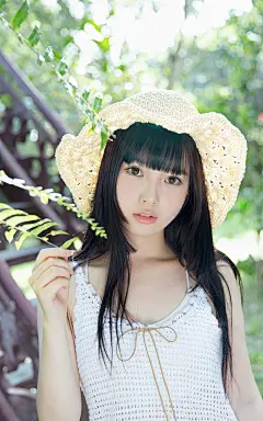长发清纯美女壁纸手机壁纸
