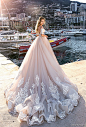 Tina Valerdi 2019 Wedding Dresses_婚纱摄影视觉志