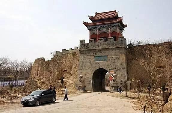 中国历史上著名的关隘蒲津关，又称临晋关，在陕西省大荔县东