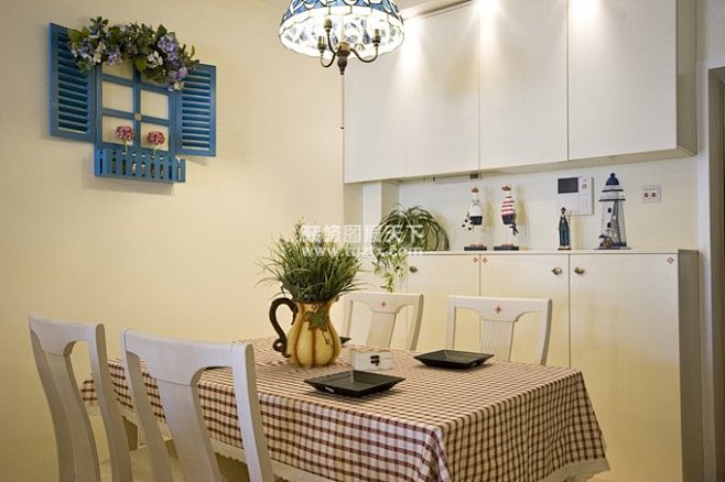 地中海风格家装小餐厅壁柜效果图
