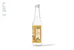 【小橙忆汽水包装】
炎热的夏天来一瓶橙味汽水不？
风格：复古民国风
设计：包装插画
坐标：南京
—————————
️简爱手绘设计