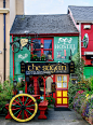 爱尔兰Killarney一间美丽的旅馆入口，乡村、童话、梦幻，总之，灵感撒一地