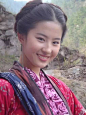 风情万种成熟风韵不好吗？杨幂唐嫣许晴林心如非要卖“少女”人设