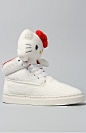 Ubiq Hello Kitty女士卡通高帮板鞋