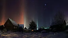 冬天，村屋，雪，树，夜景，星星，风景桌面壁纸