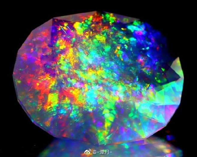 宝石｜刻面墨西哥火欧泊。