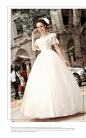 Wholesale 11HS06 word shoulder princess wedding elegant and generous wedding dress star Guan Yue same paragraph, $33.84/Liter | DHgate