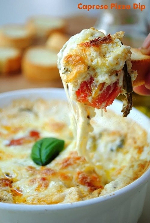 Caprese Pizza Dip wi...