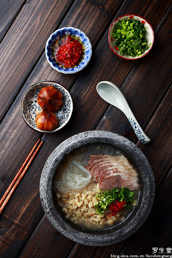 羊肉泡馍