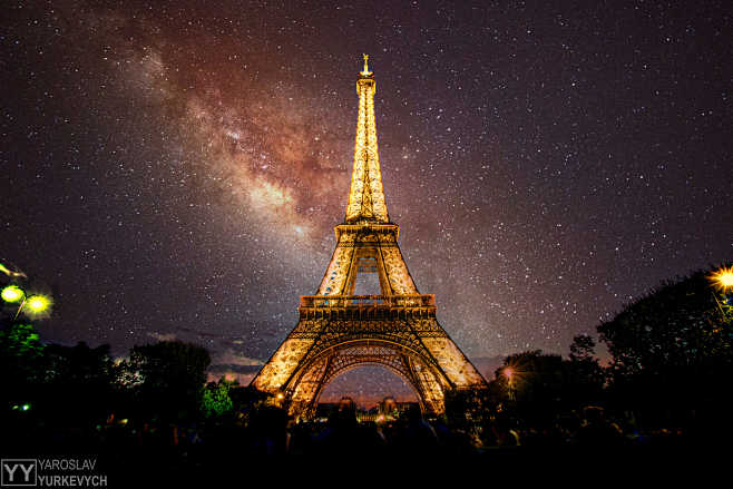 The Eiffel Tower in ...