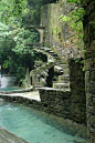 Enclavado en la selva potosina, las Pozas Xilitla, un mundo de ensueño surrealista.