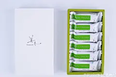 【福利】ENJOY的APP变得更美更好用了，小伙伴们知道吗？主页底部添加了四大标签、全国送页面分类更详细、订单管理更清晰方便……ENJOY精选限量美食1.8版，数不完的优点，是不是更爱我们了！最后，老规矩转发＋关注，抽一个宝宝送“白色恋人抹茶巧克力威化”，快快奔走相告，更新下载享美食！