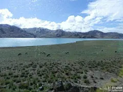 今天去仰慕已久的西藏三大圣湖之一的纳木措，也是行程中的最后一个景点，纳木措位于西...